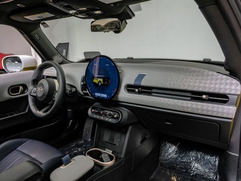 Used 2025 MINI Cooper S FWD image 16
