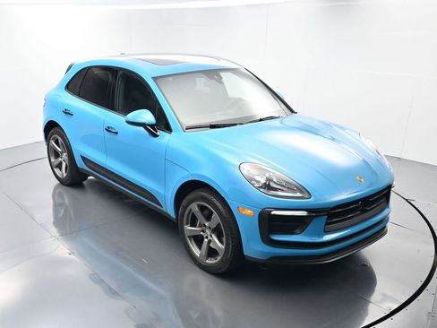 Used 2023 Porsche Macan image 43