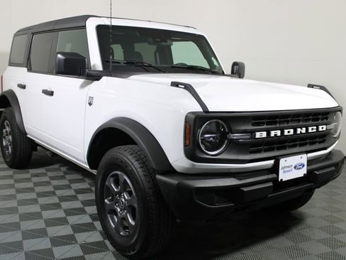Certified 2025 Ford Bronco Big Bend image 1