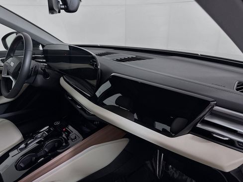 Used 2025 Audi A5 2.0T Premium w/ Convenience Package image 27