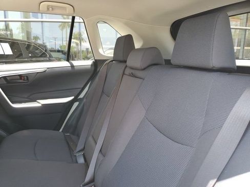 Used 2023 Toyota RAV4 LE FWD image 10
