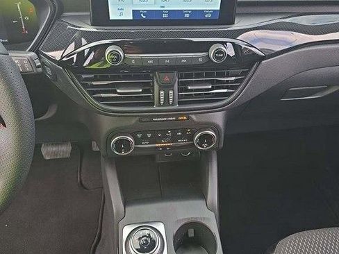 Used 2026 Ford Escape ST-Line image 13