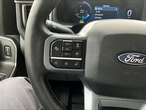 Used 2024 Ford F150 Lightning Flash image 22