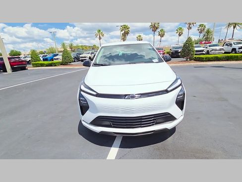 New 2027 Chevrolet Bolt LT w/ Comfort Package FWD image 21