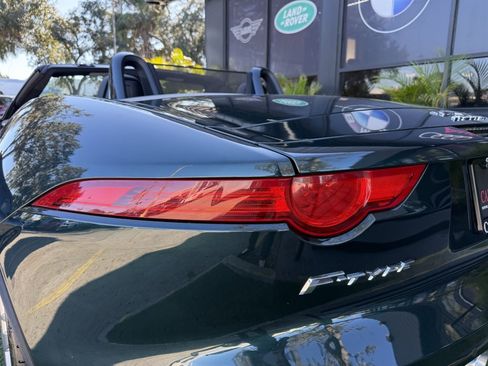 Used 2016 Jaguar F-TYPE Convertible image 15