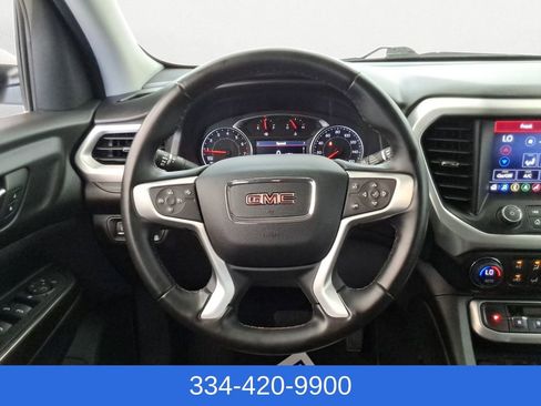 Used 2023 GMC Acadia SLT image 14
