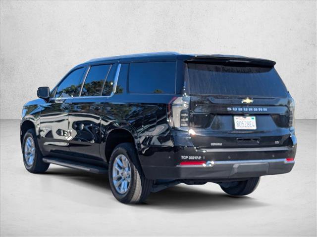 Used 2025 Chevrolet Suburban LT w/ Comfort Package RWD image 7