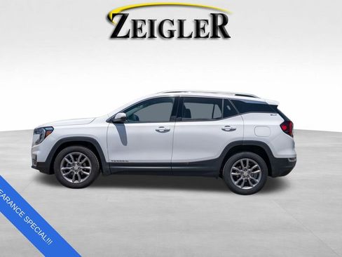 Used 2022 GMC Terrain SLT image 4