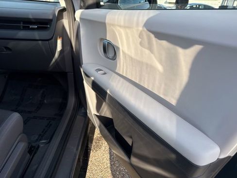 Used 2024 Hyundai Ioniq 5 SE image 10