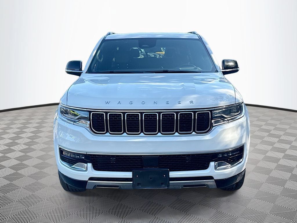 Used 2024 Jeep Wagoneer Series III AWD/4WD image 2