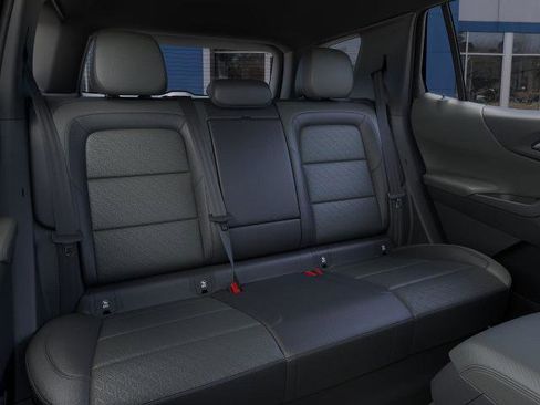 New 2026 Chevrolet Equinox LT w/ Convenience Package II image 37