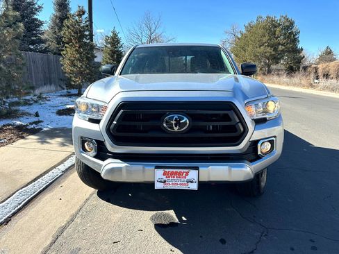Used 2022 Toyota Tacoma SR5 image 8