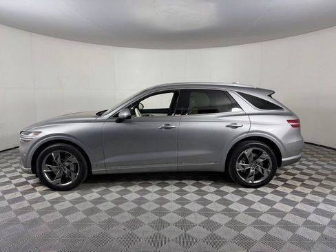Used 2024 Genesis Electrified GV70 AWD/4WD image 11