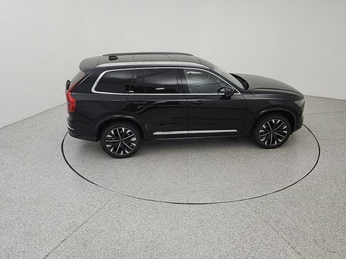 New 2026 Volvo XC90 B6 Plus w/ Protection Package Premier AWD/4WD image 16