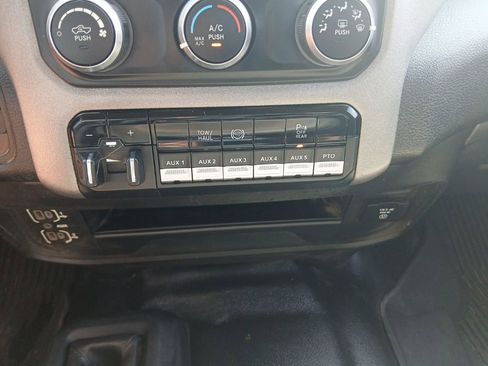 Used 2020 RAM 4500 Tradesman w/ Chrome Appearance Group image 23