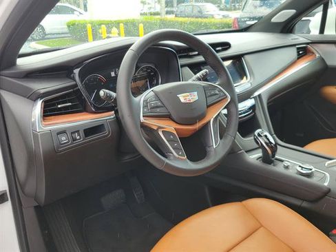 Certified 2023 Cadillac XT5 Premium Luxury FWD image 15