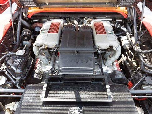 Used 1991 Ferrari Testarossa RWD image 9