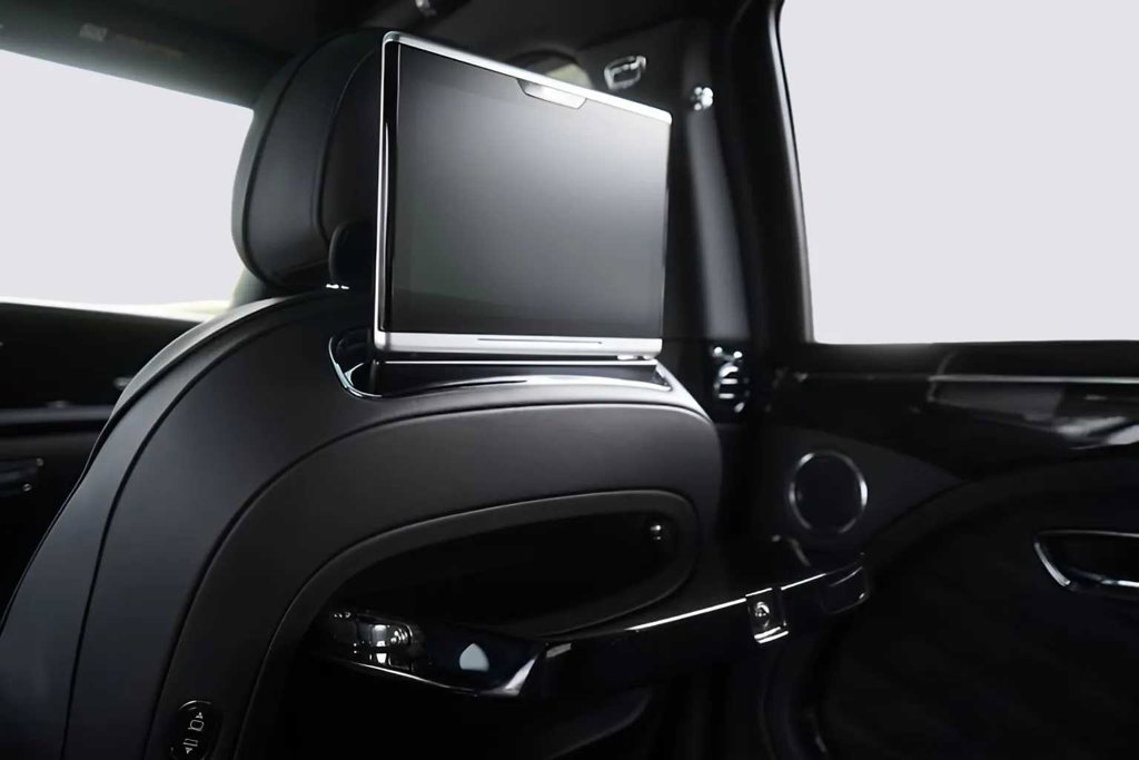 Used 2017 Bentley Mulsanne RWD image 20