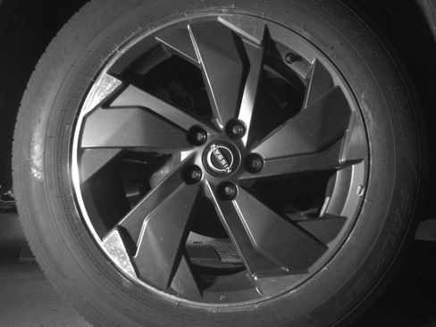 Used 2025 Nissan Rogue SV image 15