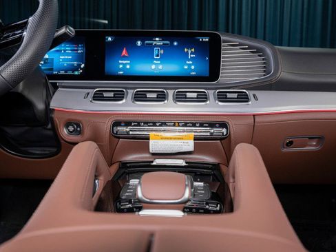 New 2026 Mercedes-Benz GLE 53 AMG 4MATIC Coupe image 21