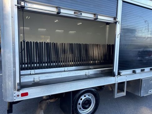 Used 2022 Ford Transit 250 Base image 27