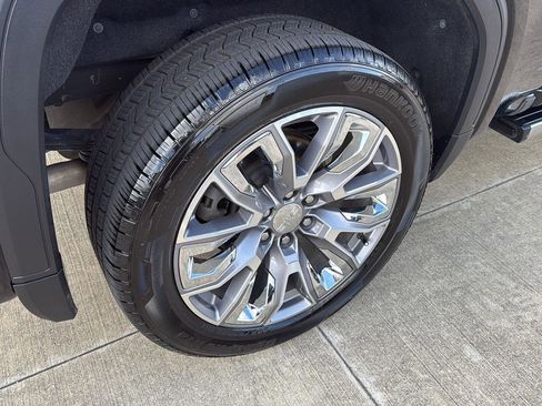 Used 2022 GMC Sierra 1500 Denali w/ Denali Reserve Package image 10