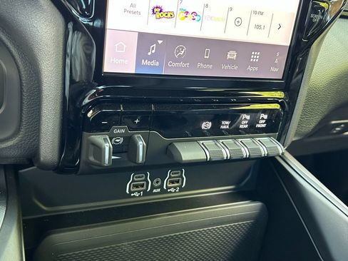 New 2026 RAM 2500 Big Horn AWD/4WD image 52