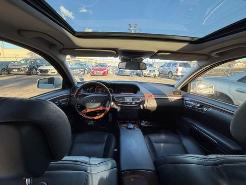 Used 2010 Mercedes-Benz S 550 w/ Sport Pkg image 14