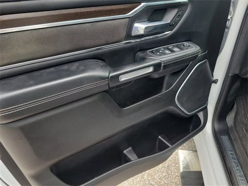 Used 2022 RAM 1500 Laramie image 15