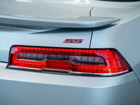 Used 2014 Chevrolet Camaro SS w/ RS Package image 28