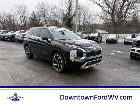 Used 2024 Mitsubishi Outlander SEL image 1