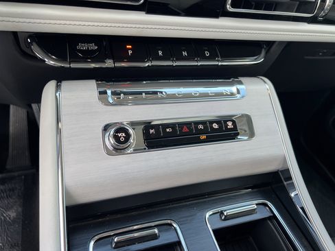 New 2025 Lincoln Aviator Reserve w/ Luxury Package image 20