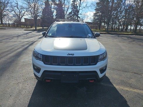 Used 2019 Jeep Compass Trailhawk image 9