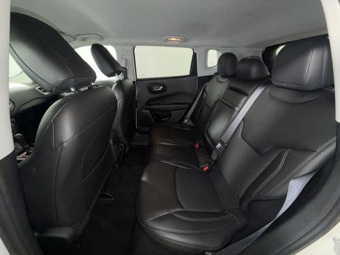 Used 2018 Jeep Compass Latitude w/ Popular Equipment Group AWD/4WD image 22