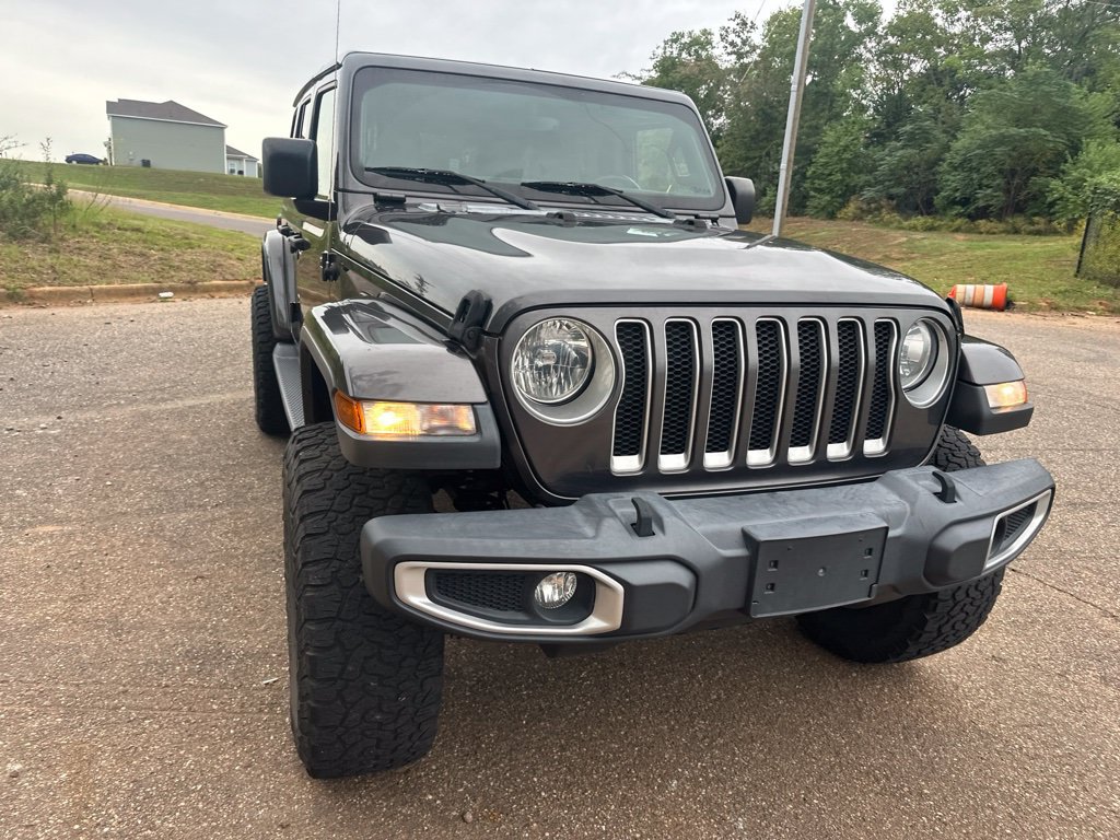 Used 2018 Jeep Wrangler Unlimited Sahara AWD/4WD image 6