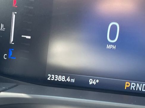 Used 2025 Ford Escape Active AWD/4WD image 16