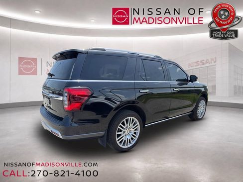 Used 2024 Ford Expedition Limited AWD/4WD image 2