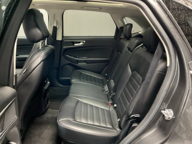 Used 2020 Ford Edge SEL w/ Convenience Package AWD/4WD image 18