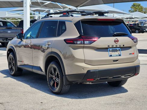 Used 2025 Nissan Rogue SV w/ Rock Creek Premium Package AWD/4WD image 7