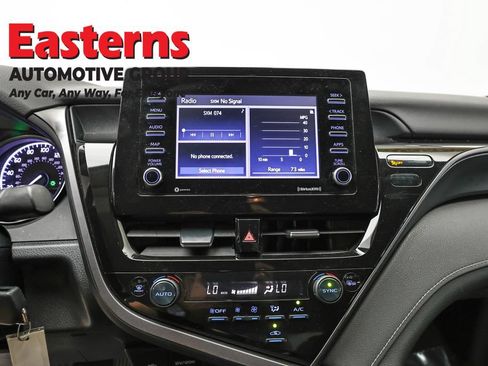 Used 2023 Toyota Camry SE FWD image 11