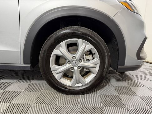 Certified 2025 Honda HR-V LX image 9