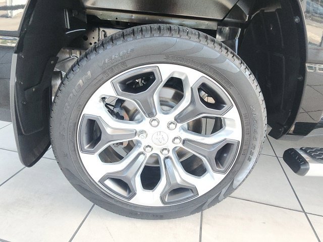 Used 2023 RAM 1500 Big Horn AWD/4WD image 13