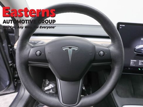 Used 2023 Tesla Model 3 Standard Range image 10