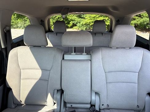 Used 2021 Honda Pilot LX image 34