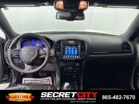 Used 2023 Chrysler 300 S w/ Comfort Group RWD image 27