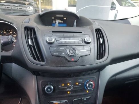 Used 2017 Ford Escape S FWD image 5