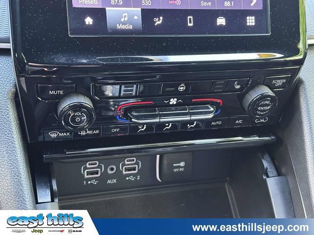 Certified 2024 Jeep Grand Cherokee Altitude AWD/4WD image 26