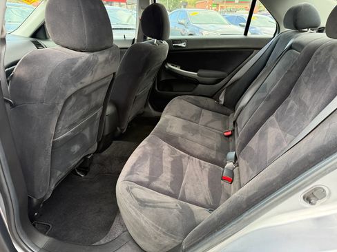 Used 2004 Honda Accord EX image 13