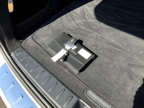 Certified 2021 Mercedes-Benz GLB 250 4MATIC image 37