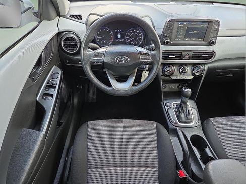 Used 2020 Hyundai Kona SE image 11